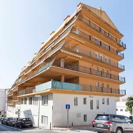 Luna Duplex Junto A Puerto Marina Con Garaje Benalmádena Buitenkant foto